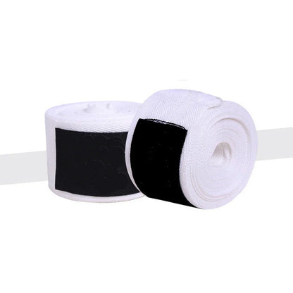 Bandes de boxe en coton 2Punch pour MMA et boxe, montrant leur texture et leur longueur pour un confort optimal.